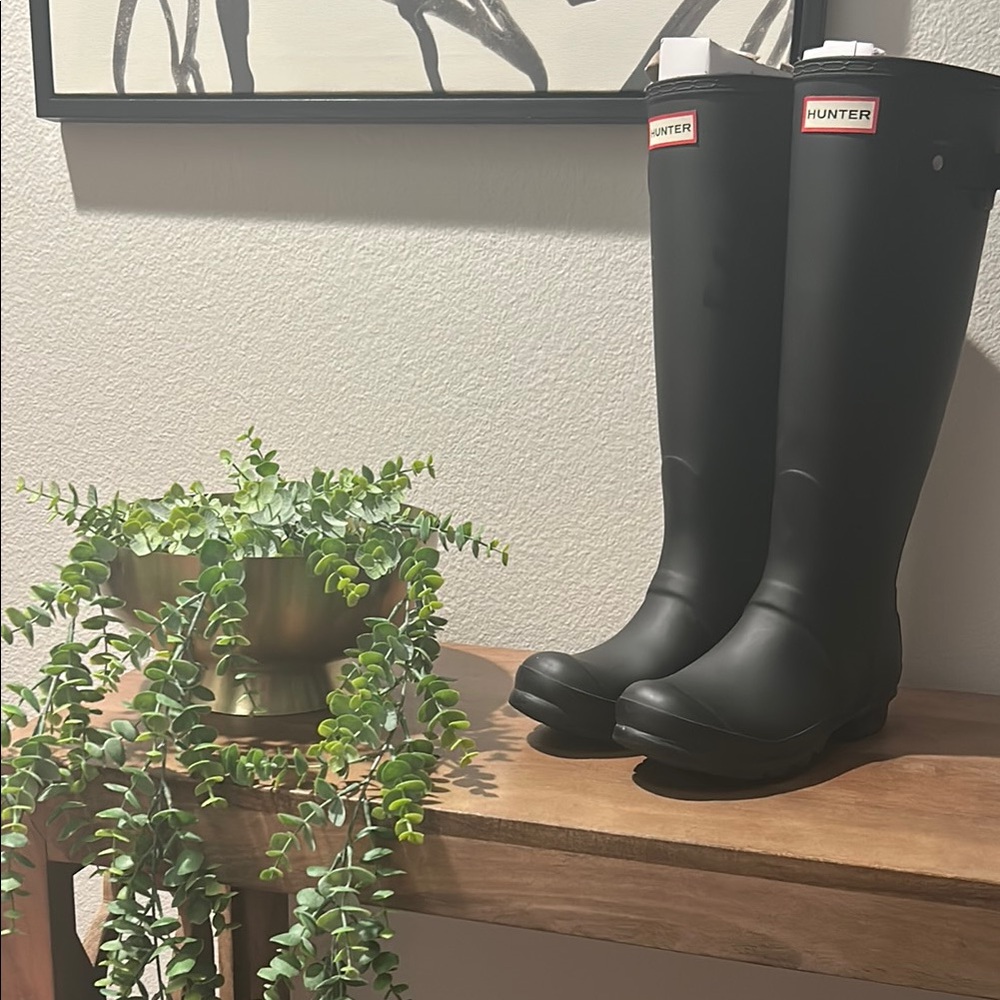 Hunter Black Tall Rain Boots